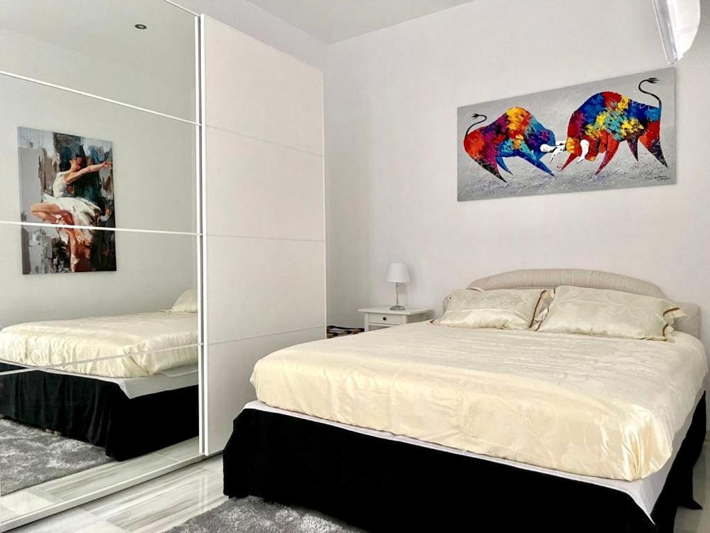 Apartamento Maria Pita Apartment A Coruna Luaran gambar